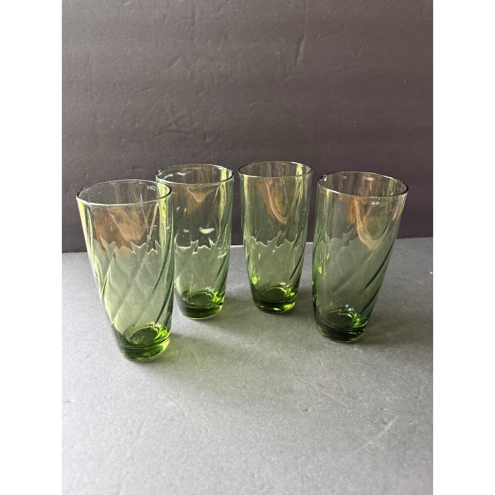 Hazel Atlas Moroccan Green Optic Swirl Iced Tea Glass Tumbler 1960s Vtg MCM 6.5”